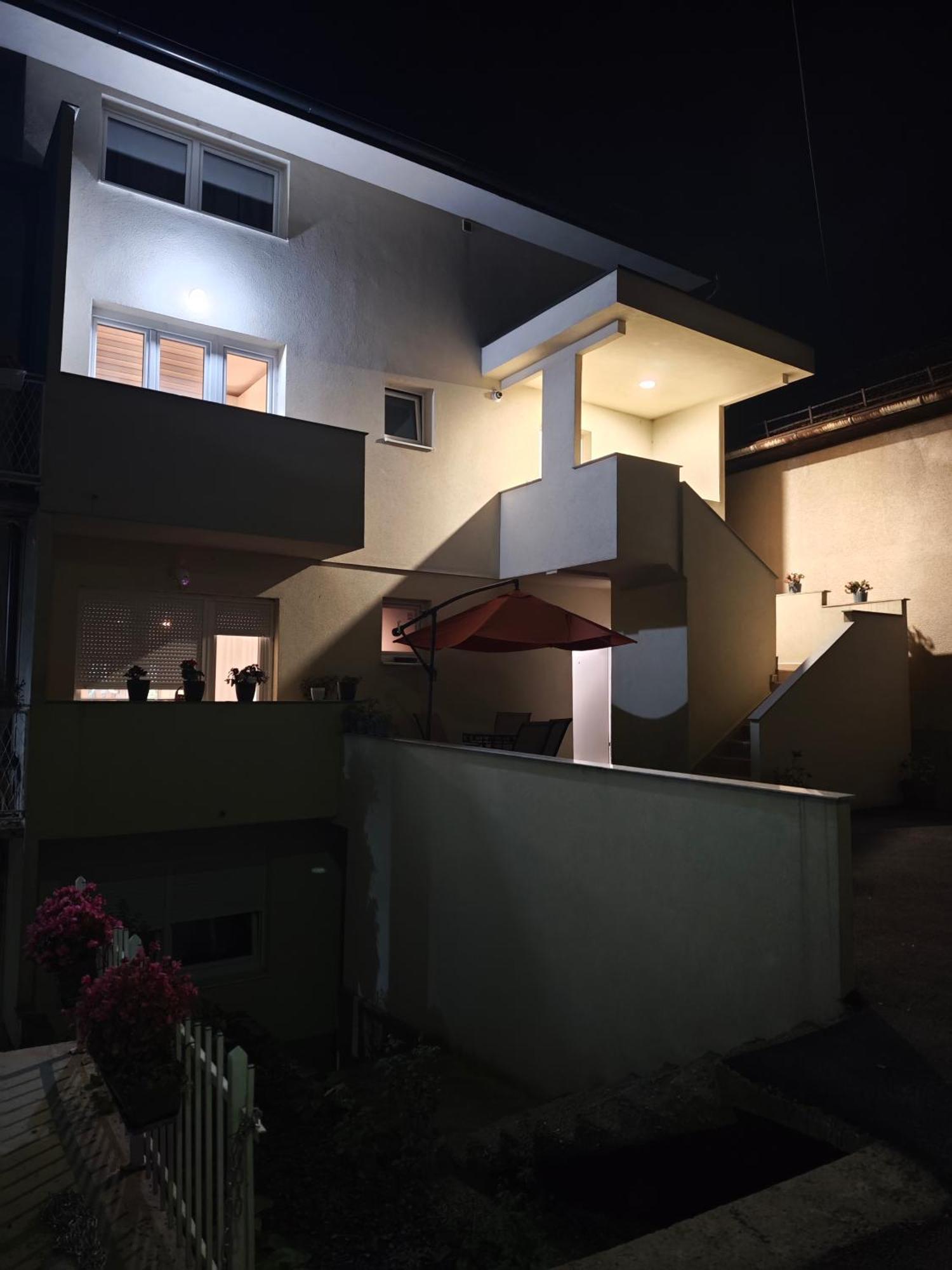 Villa Mahala SJJ Esterno foto